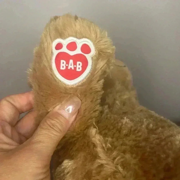 BUILD A BEAR 2018 TEDDY BEAR HAPPY BIRTHDAY 15” Plush - Picture 3 of 5